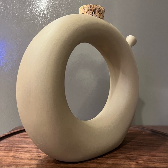 Vintage 1970’s Hartstone ceramic Wine Decanter - Picture 5 of 7